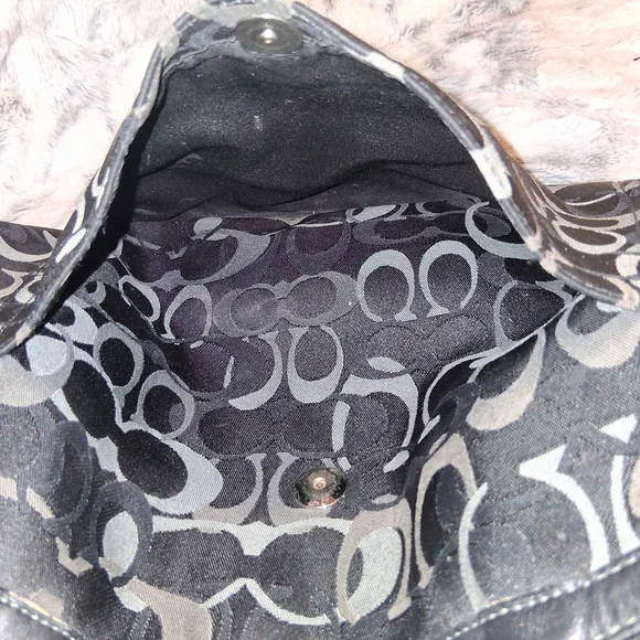 Coach Black and Gray 06' Baby Bag with Signature Monogram - Picture 13 of 16